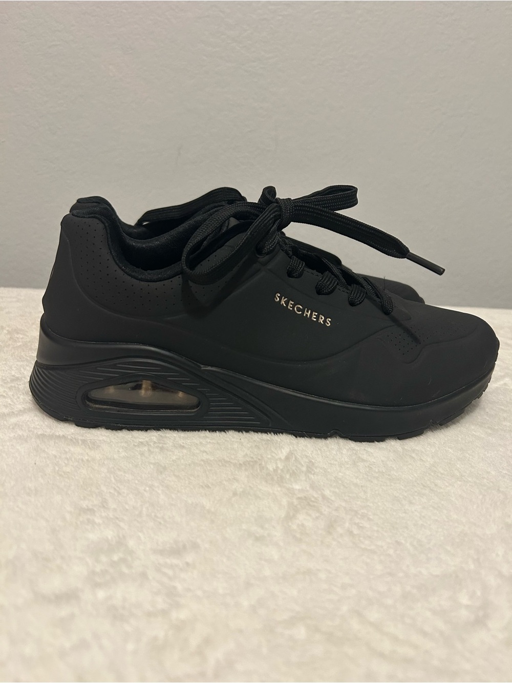 Sketchers Air-Cooled Memory Foam black size 8.5